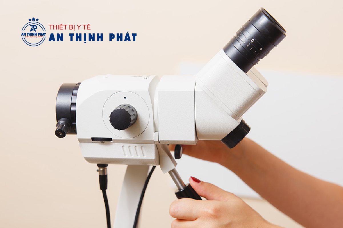 Cách sử dụng máy soi cổ tử cung theo từng bước