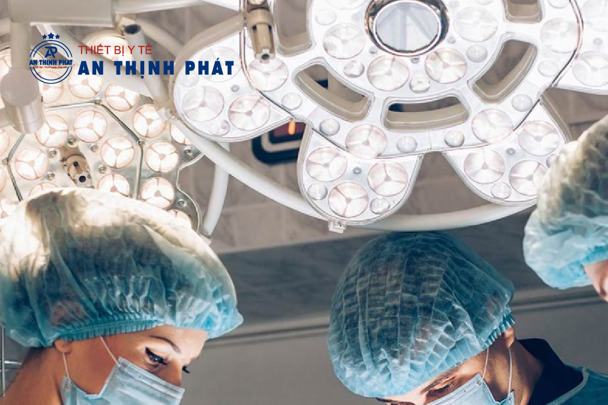 Độ sáng cần đáp ứng yêu cầu phẫu thuật
